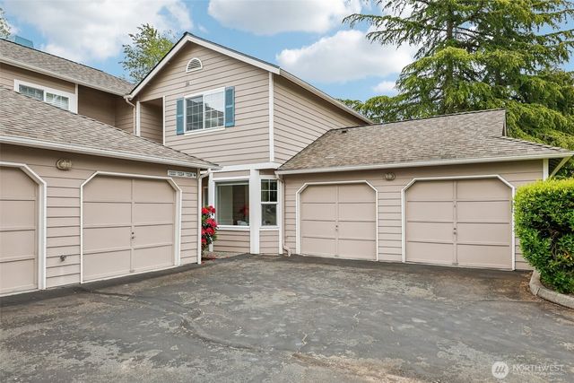 7226 NE 171st Lane, Kenmore, WA 98028