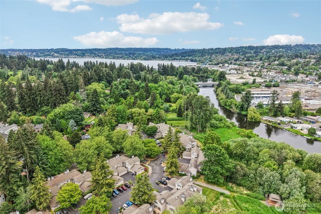 7226 NE 171st Lane, Kenmore, WA 98028