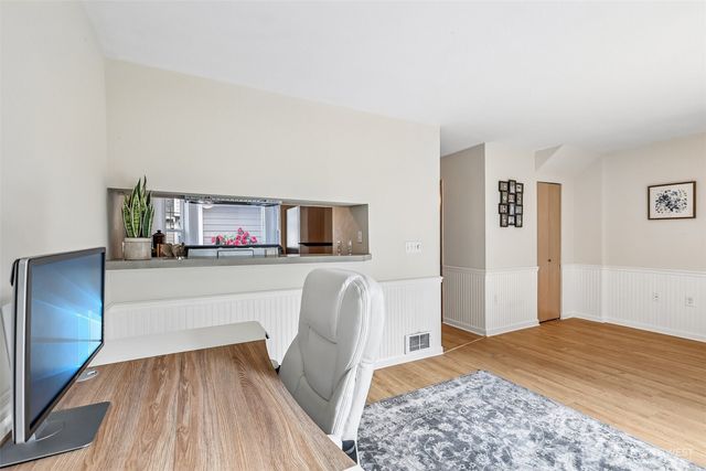 7226 NE 171st Lane, Kenmore, WA 98028