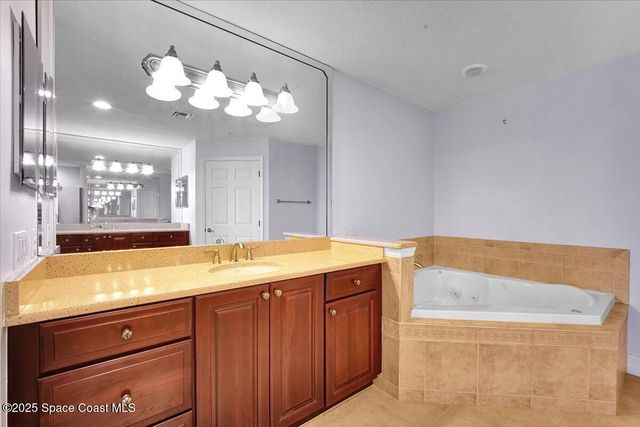 134 Starboard Lane 803, Merritt Island, FL 32953