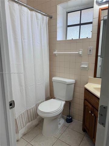6580 Santona Street A34, Coral Gables, FL 33146