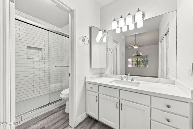 5640 E BELL ROAD -- 1031, Scottsdale, AZ 85254
