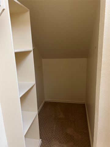 529 Continental Drive, Lewisville, TX 75067