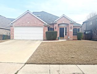 529 Continental Drive, Lewisville, TX 75067