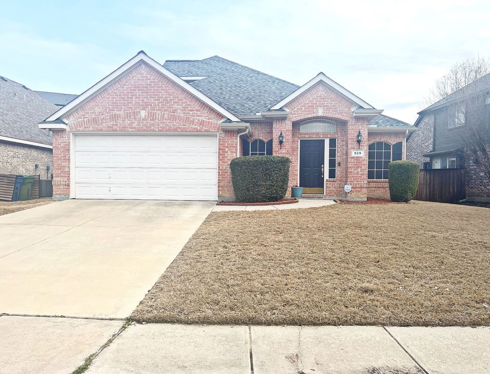 529 Continental Drive, Lewisville, TX 75067
