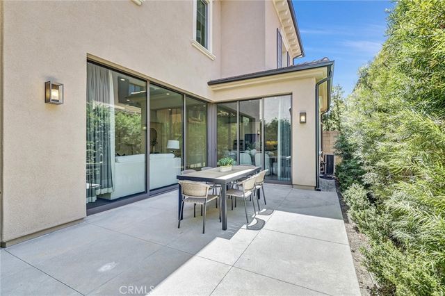 155 Linda Vista, Irvine, CA 92618