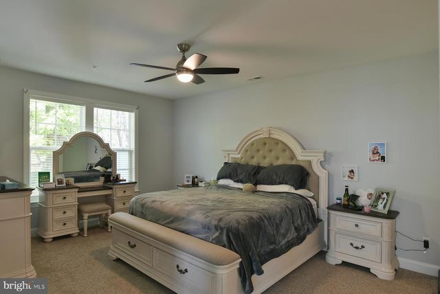 11432 ISAAC CT, Hagerstown, MD 21742