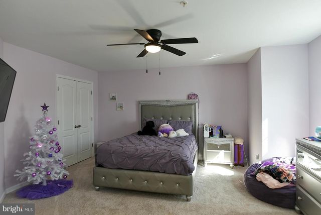 11432 ISAAC CT, Hagerstown, MD 21742