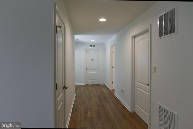 11432 ISAAC CT, Hagerstown, MD 21742