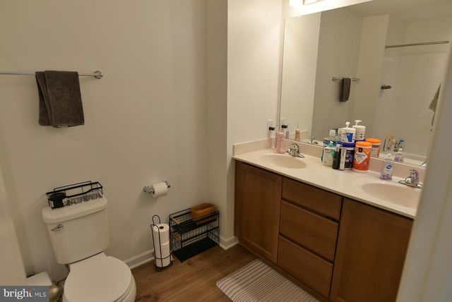 11432 ISAAC CT, Hagerstown, MD 21742