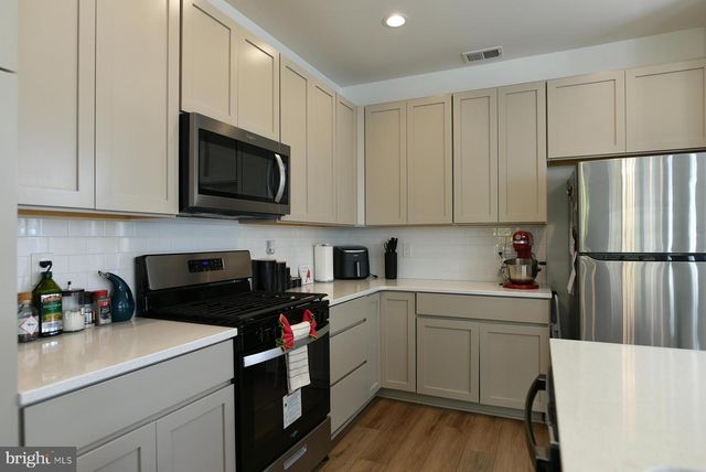 11432 ISAAC CT, Hagerstown, MD 21742