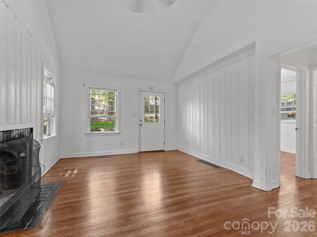 1110 3rd Avenue W multiple, Hendersonville, NC 28739