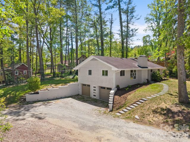 1110 3rd Avenue W multiple, Hendersonville, NC 28739