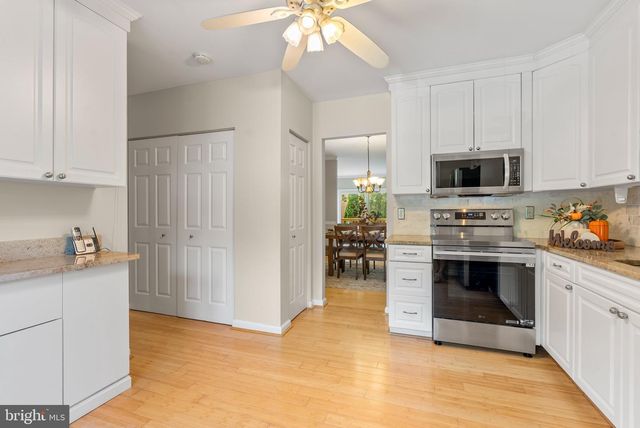 17 ALICEVIEW CT, Lutherville Timonium, MD 21093