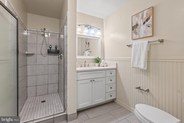 17 ALICEVIEW CT, Lutherville Timonium, MD 21093