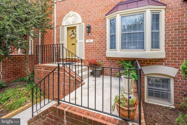 17 ALICEVIEW CT, Lutherville Timonium, MD 21093