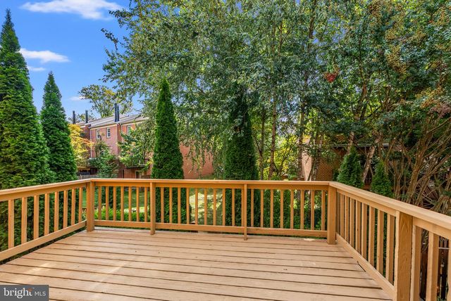 17 ALICEVIEW CT, Lutherville Timonium, MD 21093