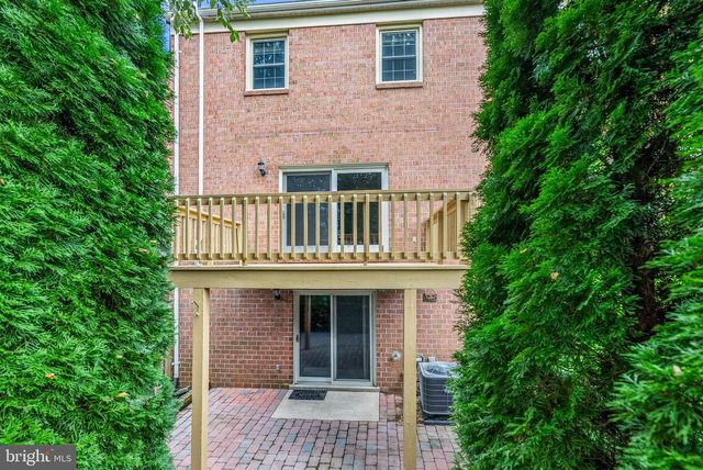 17 ALICEVIEW CT, Lutherville Timonium, MD 21093