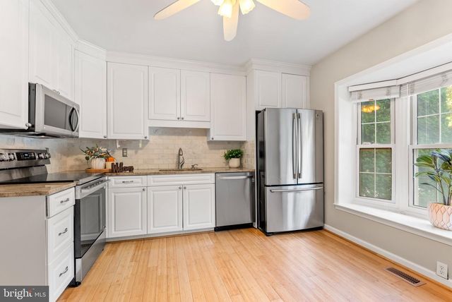 17 ALICEVIEW CT, Lutherville Timonium, MD 21093