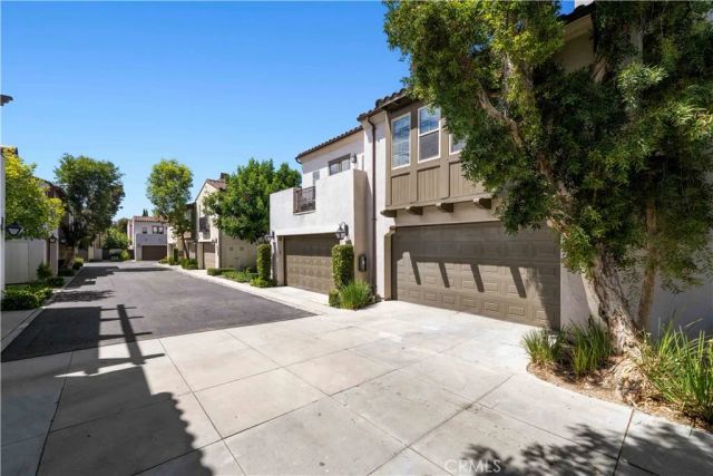 102 Mission, Irvine, CA 92620