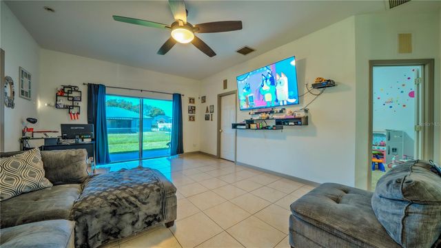 716 VERSAILLES LANE, Kissimmee, FL 34759