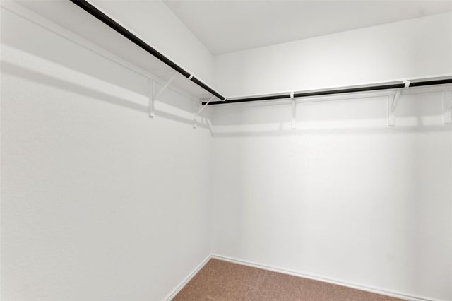 625 Waterway Ave, Hutto, TX 78634