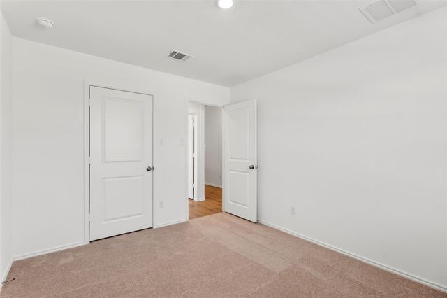 625 Waterway Ave, Hutto, TX 78634