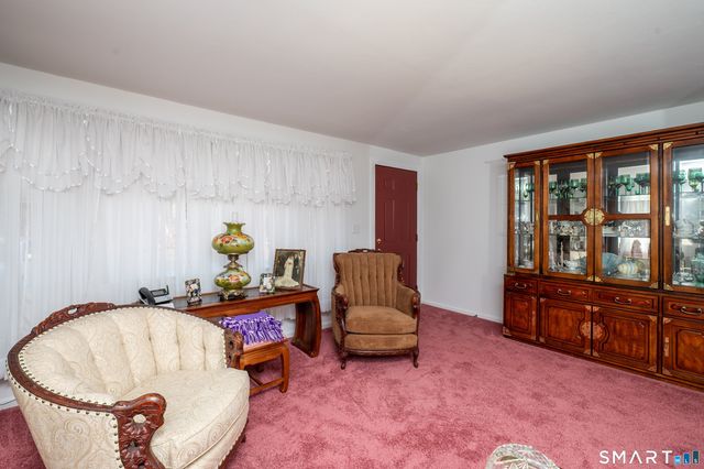 25 River Road, East Haven, CT 06512