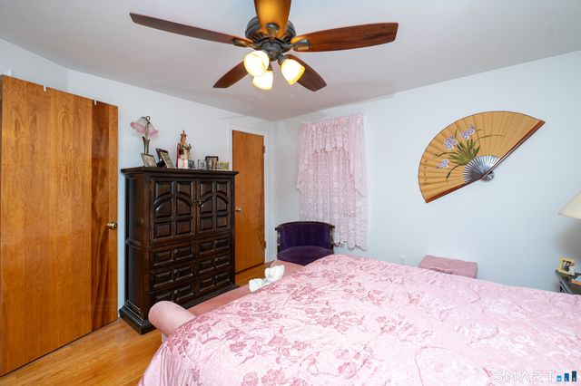 25 River Road, East Haven, CT 06512