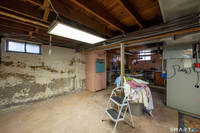 25 River Road, East Haven, CT 06512