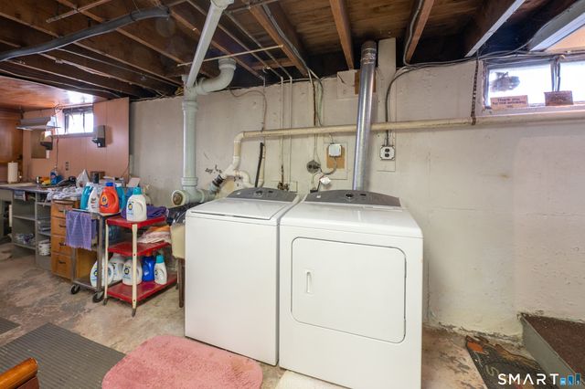 25 River Road, East Haven, CT 06512