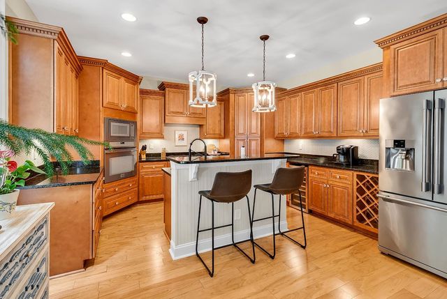 16 Vintners Ln., Murrells Inlet, SC 29576
