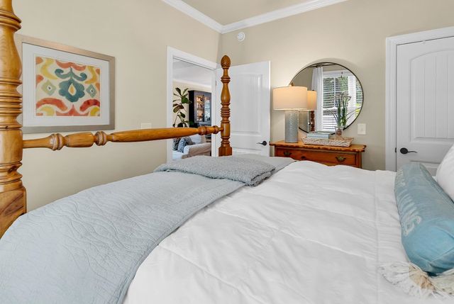 16 Vintners Ln., Murrells Inlet, SC 29576