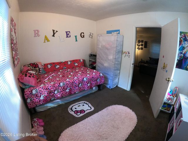 4004 Churchman Ave, Louisville, KY 40215