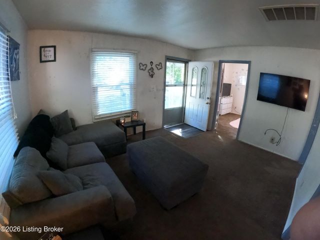 4004 Churchman Ave, Louisville, KY 40215