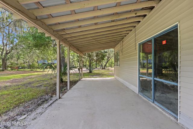 246 AZALEA Avenue, Interlachen, FL 32148