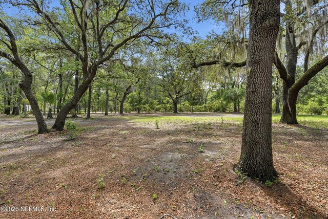 246 AZALEA Avenue, Interlachen, FL 32148