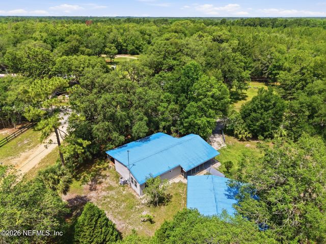 246 AZALEA Avenue, Interlachen, FL 32148