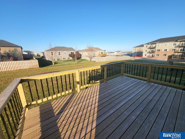 1725 W Trout Drive, Lincoln, NE 68521