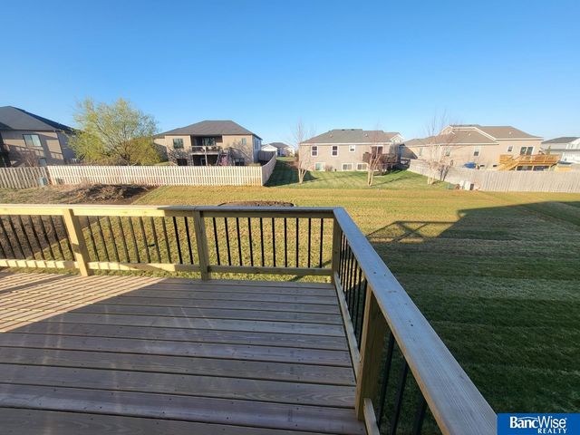 1725 W Trout Drive, Lincoln, NE 68521