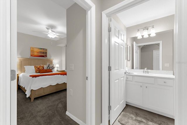 17626 GAWTHROP DRIVE 207, Bradenton, FL 34211