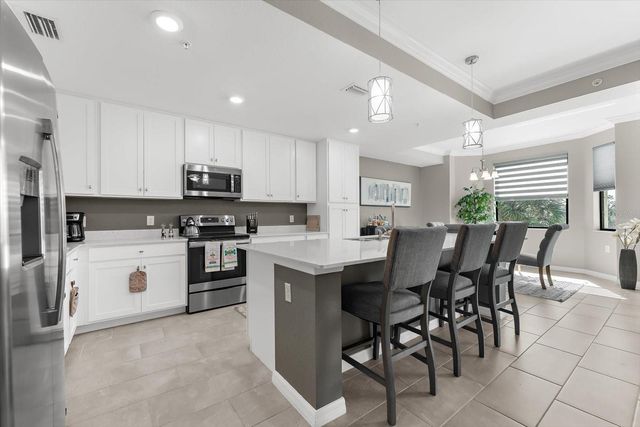 17626 GAWTHROP DRIVE 207, Bradenton, FL 34211