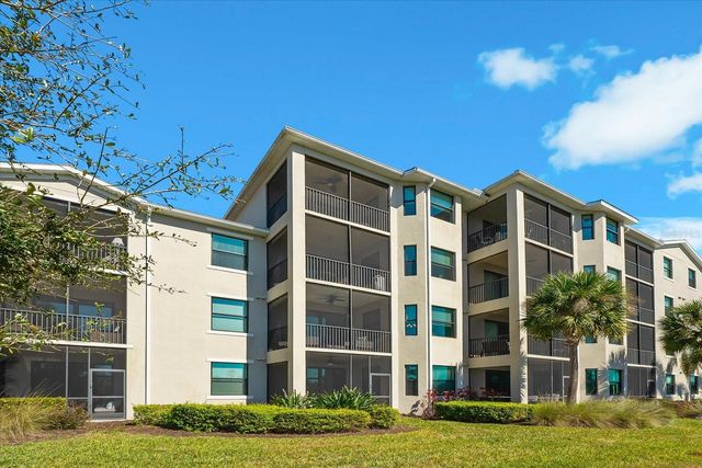 17626 GAWTHROP DRIVE 207, Bradenton, FL 34211