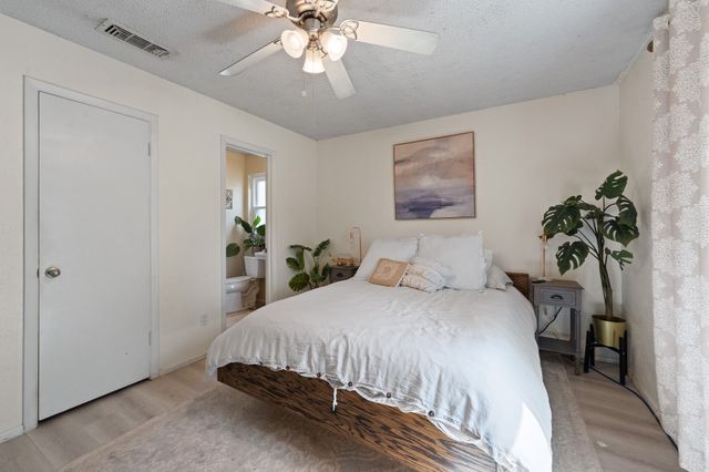 1013 Waverly Drive, Arlington, TX 76015