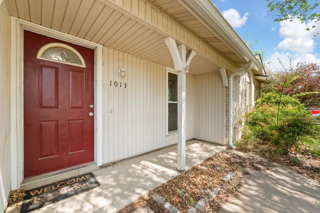 1013 Waverly Drive, Arlington, TX 76015