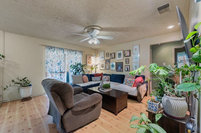 1013 Waverly Drive, Arlington, TX 76015