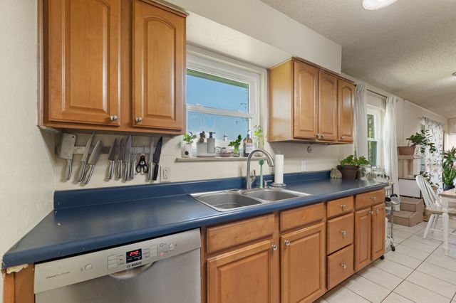 1013 Waverly Drive, Arlington, TX 76015