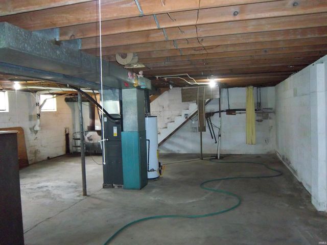 5490 S Ison Road, Bloomington, IN 47403