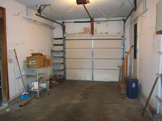 5490 S Ison Road, Bloomington, IN 47403