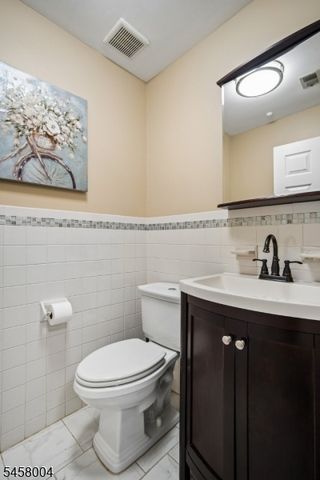 141 Marion Dr, West Orange Twp., NJ 07052